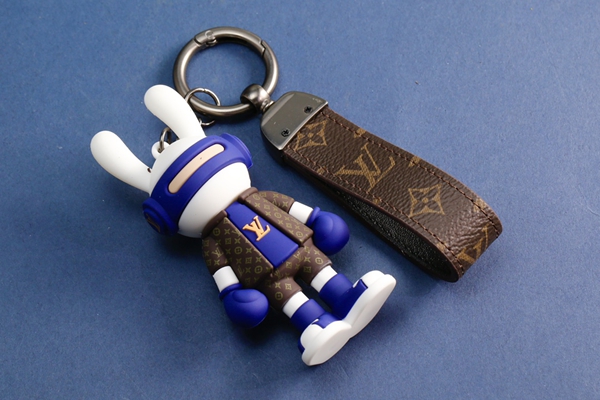 ブランドキーホルダー着用イメージ